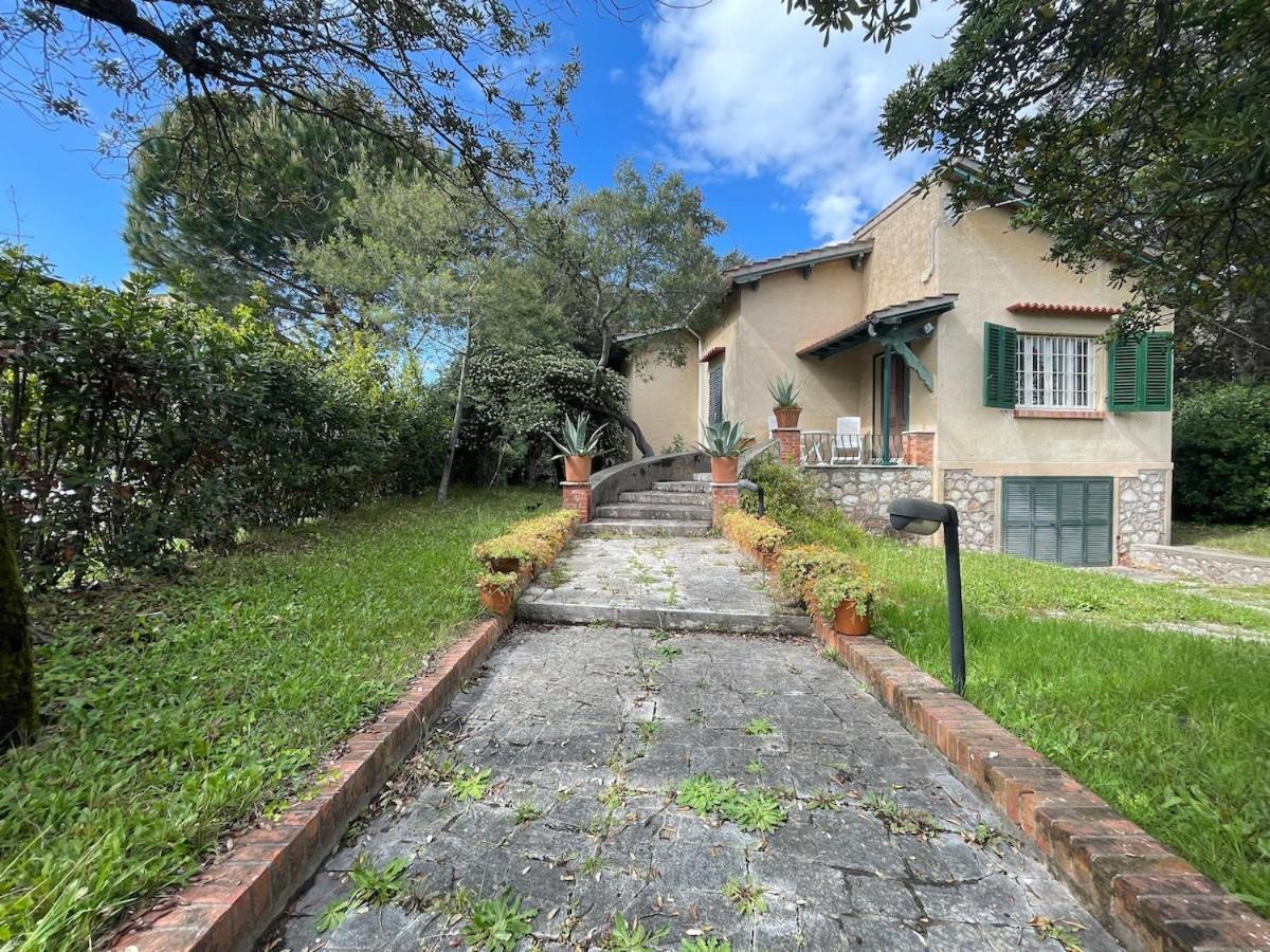 Delle Acacie Villa Pisa